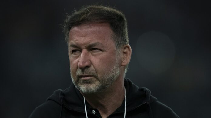 Foto: Jorge Rodrigues/AGIF - Augusto Melo fez denúncia no Corinthians.