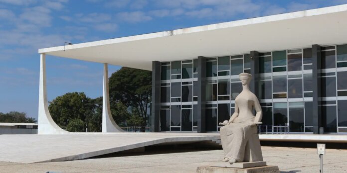 Maioria do STF mantém condenações por incêndio na boate Kiss