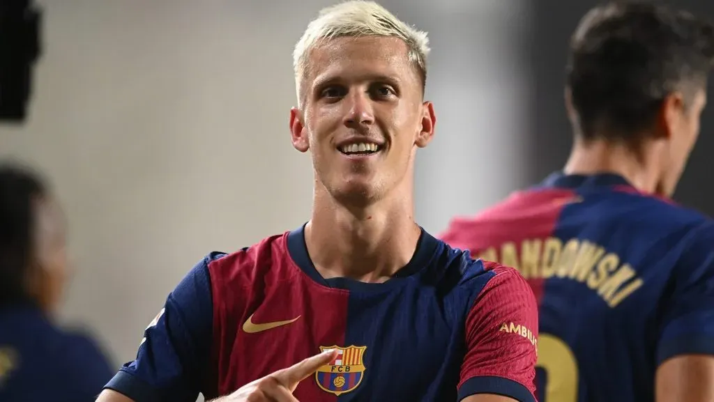 Dani Olmo em ação com o Barcelona (Photo by Denis Doyle/Getty Images)
