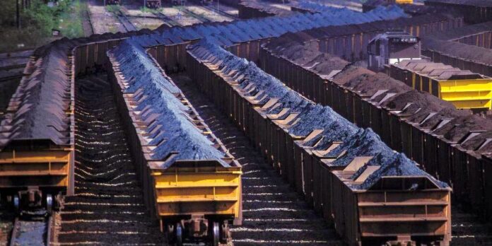 Brasil sobe no ranking de desempenho industrial, comemora Mercadante