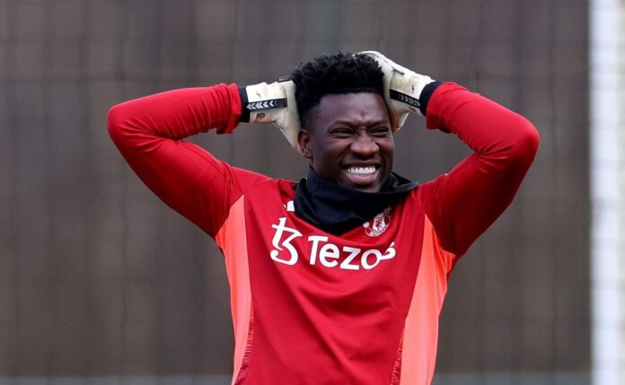 Manchester United encontra substituto de Onana com base no Flamengo: o goleiro Kauã Santos, do Frankfurt