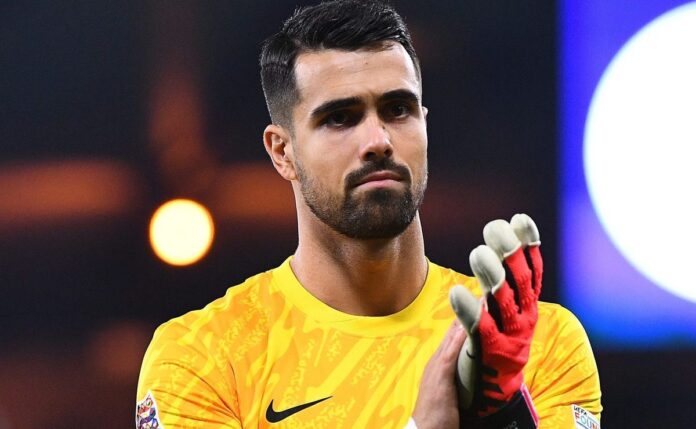 Manchester City aposta em boa relação com empresário para fechar com Diogo Costa