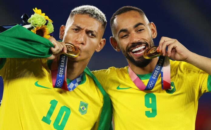 Manchester United decide pagar a multa rescisória para contratar Matheus Cunha, do Wolverhampton