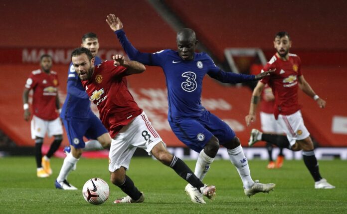 Renovação na Austrália: Mata, ex-astro de United e Chelsea, segue, apesar de posição no banco