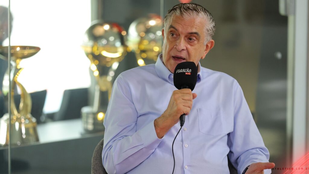 Petraglia é presidente do Athletico-PR