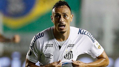 Diego Pituca em ação pelo Santos. Foto: Raul Baretta