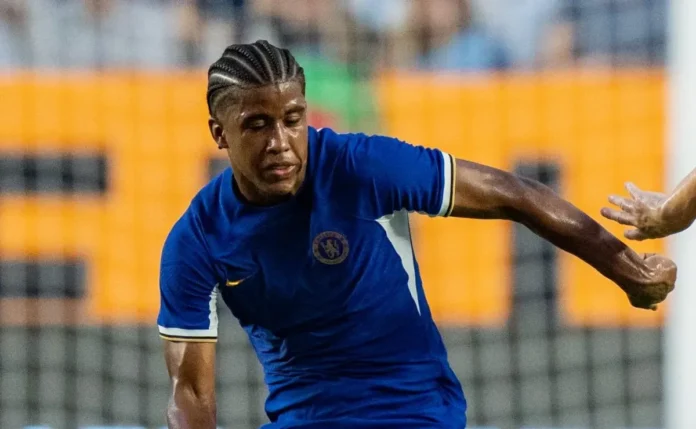 Andrey Santos recupera moral no Chelsea e pode ganhar vaga ao lado de Enzo Fernández