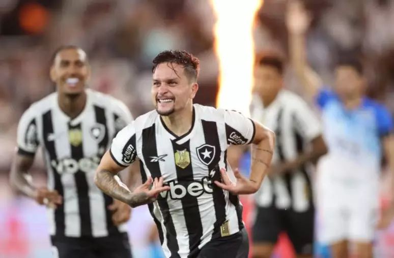 Botafogo vence o Capital-DF por 4x0 no Nilton Santos. Foto: Vitor Silva