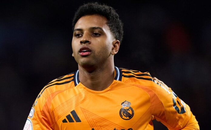 Manchester United aguarda venda de Rashford para pagar R$ 960 milhões por Rodrygo, do Real Madrid