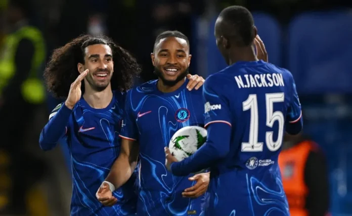 Chelsea monta barca de saídas com 13 jogadores, incluindo Sterling, Nkunku e outros