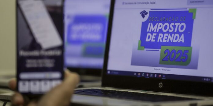 IR 2025: Envios ficam 3 milhões abaixo do esperado pela Envios de declarações do IR ficam abaixo de expectativa