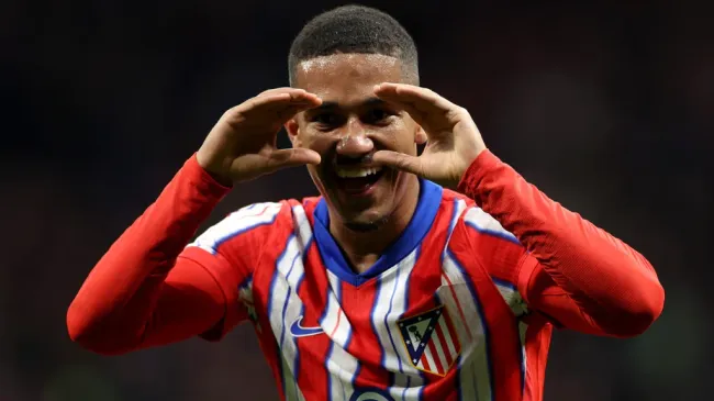 Samuel Lino comemora gol pelo Atlético de Madrid (Photo by Florencia Tan Jun/Getty Images)