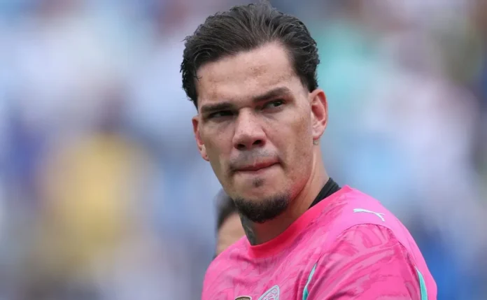 Manchester City quer Michele Di Gregorio como o substituto de Ederson em seu elenco