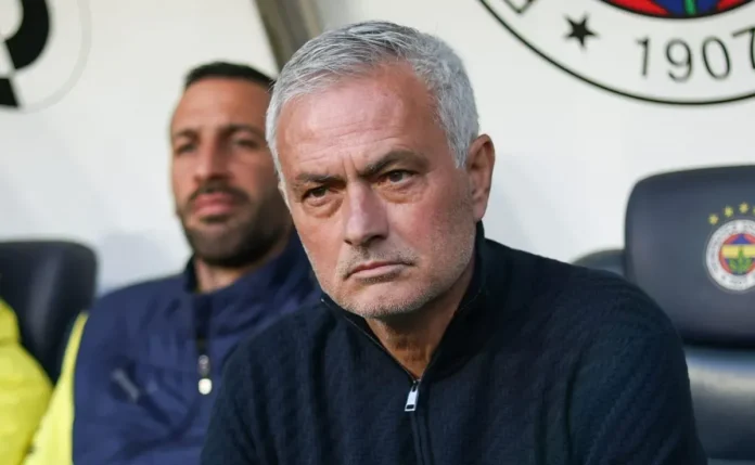 José Mourinho trabalha para contratar Brahim Díaz e David Alaba, do Real Madrid