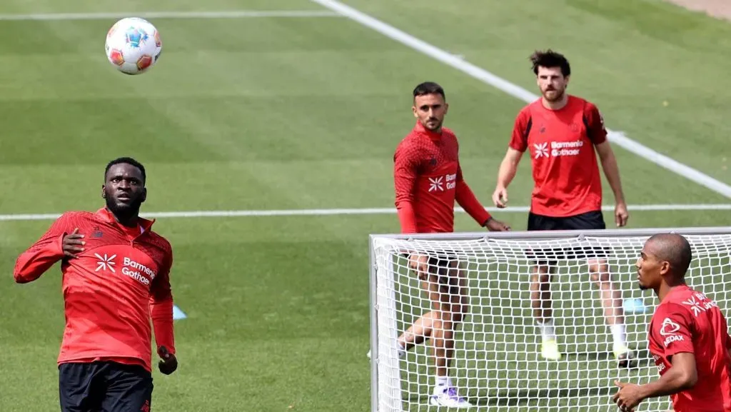 Jonas Hofmann em treinamento pelo Bayer (Photo by Christof Koepsel/Getty Images)