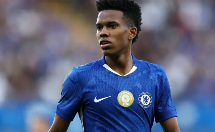 Estêvão estreia com gol pelo Chelsea e é exaltado pelo jornal The Sun