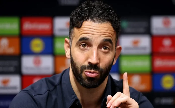 Rasmus Hojlund aceita saída do Manchester United após Ruben Amorim deixá-lo de fora da equipe