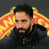 O treinador do Manchester United, Ruben Amorim, antes da partida da fase de grupos da UEFA Liga Europa, em Old Trafford, Manchester. (Foto: IMAGO / PA Images)