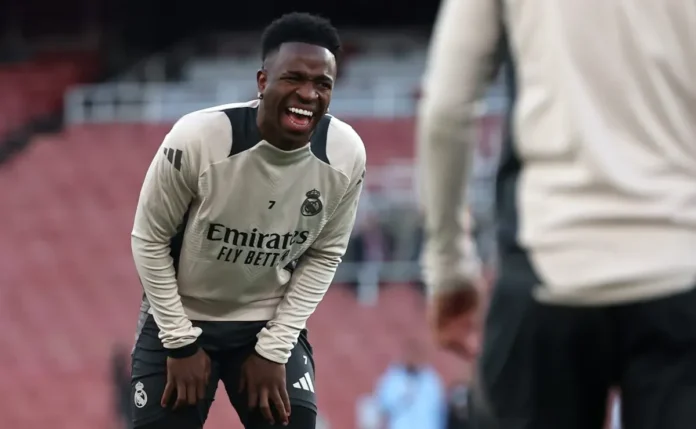 Após sofrer com Vinicius Júnior, Yan Couto entra na mira do Barcelona de Hansi Flick