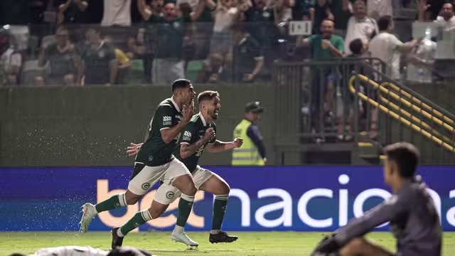 Goiás x América. Foto: Mateus Dutra/AGIF