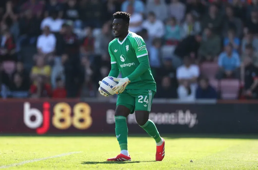 André Onana em jogo do Manchester United.