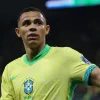 Vitinho, do Botafogo, é chamado por Ancelotti para substituir Vanderson na Seleção Brasileira
