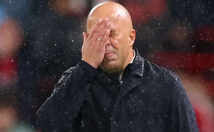 Arne Slot sob pressão no Liverpool: técnico entre os mais Arne Slot entra na lista dos técnicos mais cotados para demissão após péssima fase do Liverpool