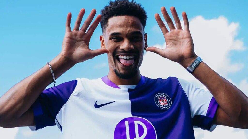 Emersonn em ação pelo Toulouse