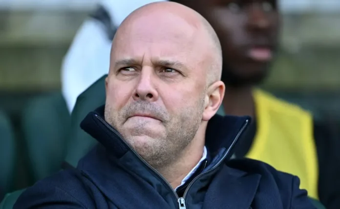 PSG avança para assinar renovação contratual com o zagueiro William Pacho até 2030
