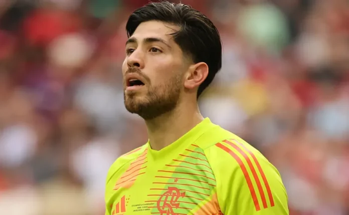 Rossi rejeita Udinese e reafirma compromisso com o Flamengo rumo Udinese tenta a contratação de Agustín Rossi, mas goleiro decide ficar no Flamengo