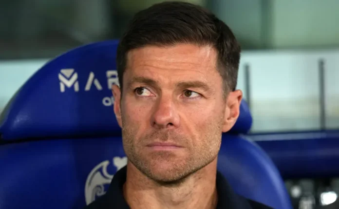 Xabi Alonso deixa Fran García no banco de reservas no Real Madrid por indisciplina tática