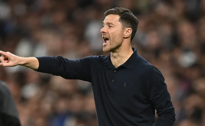 Xabi Alonso projeta retorno de Franco Mastantuono ao Real Madrid para fim de dezembro