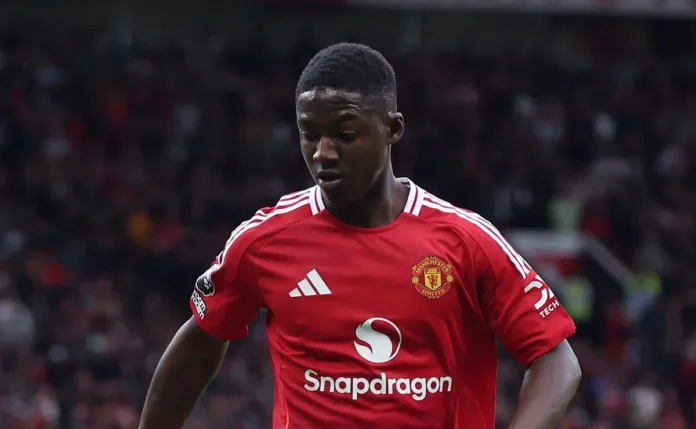 Napoli não para em Mainoo e estuda entrar com contato com Liverpool para contratar Chiesa