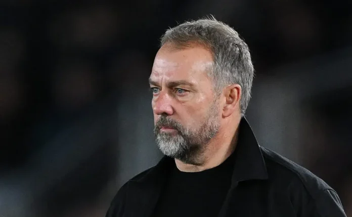 Barcelona enfrenta o Real Betis; Hansi Flick tem problemas na defesa