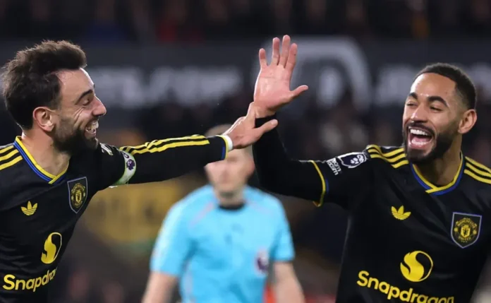 Manchester United vence Wolves na Premier League com Bruno Fernandes inspirado