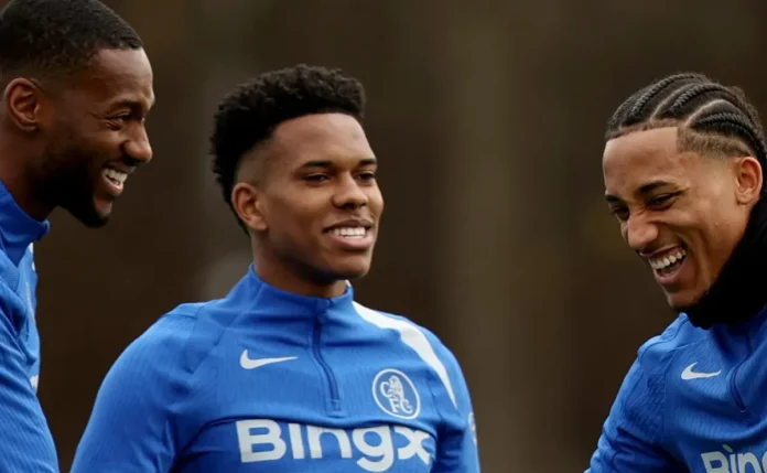 Chelsea tem retorno de Estevão para partida contra o Aston Villa pela Premier League