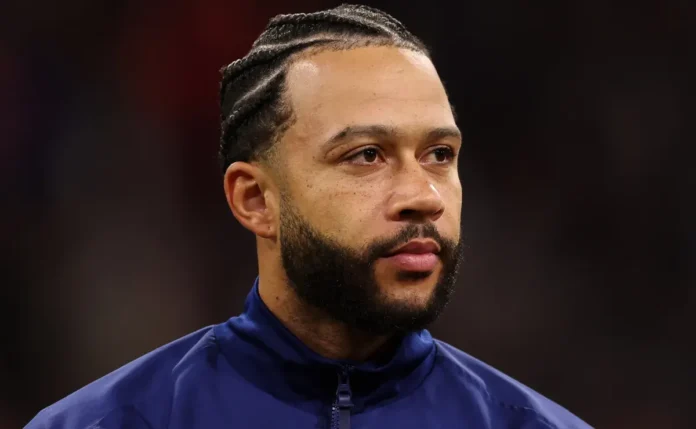 Liverpool quer pagar salário de R$ 2,8 milhões para tirar Memphis Depay do Corinthians