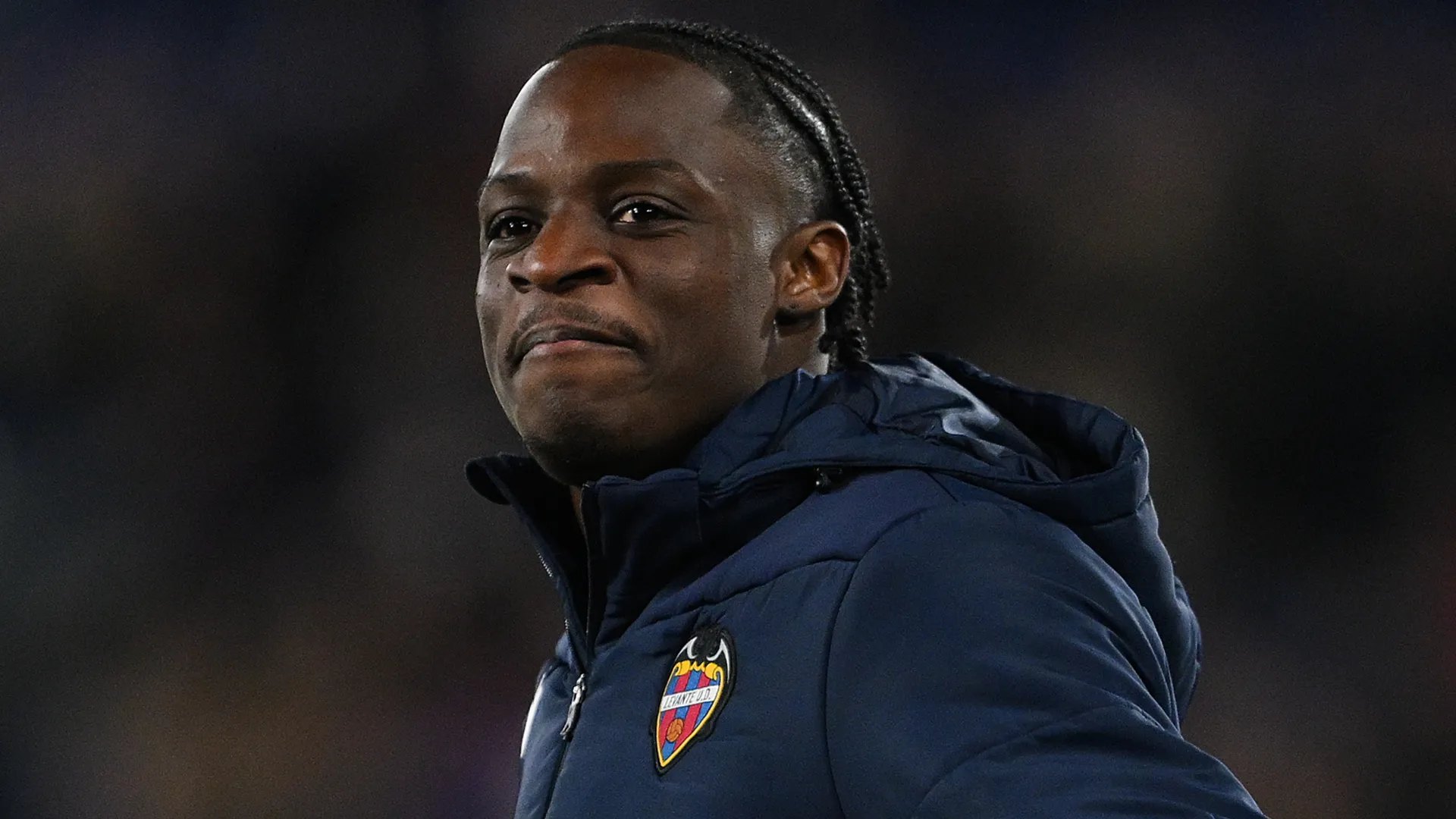 Etta Eyong, do Levante.