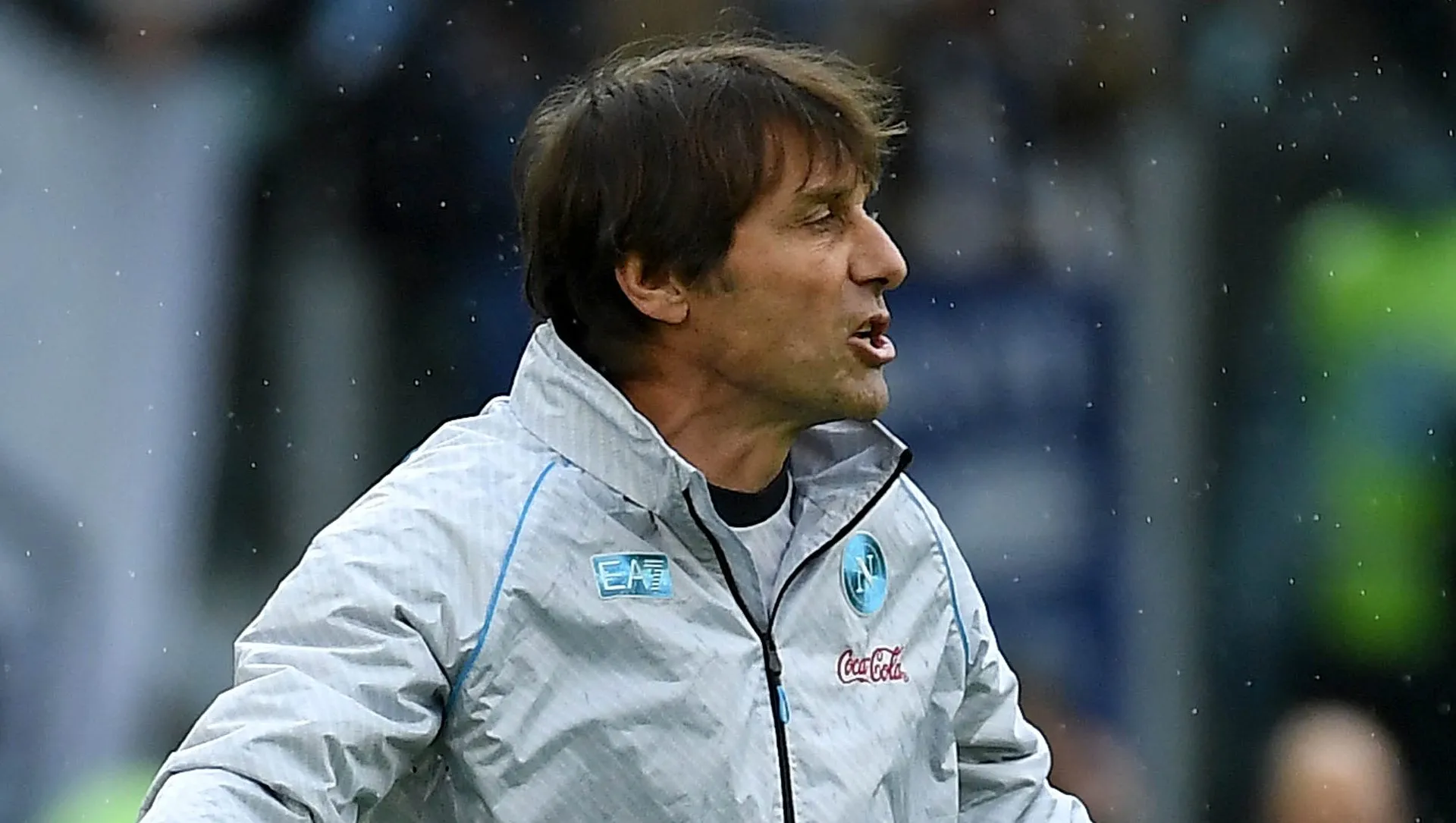 O treinador do SSC Napoli, Antonio Conte, durante a partida da Série A entre SS Lazio e SSC Napoli