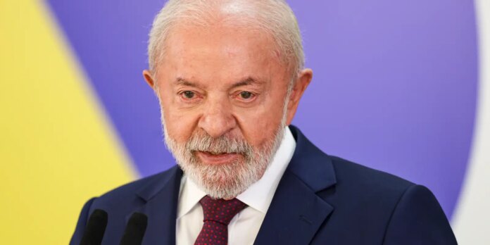 Lula diz que valor do salário mínimo no Brasil é “muito baixo”