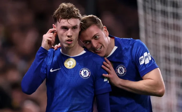 Manchester United monitora situação de Liam Delap, que pode deixar o Chelsea