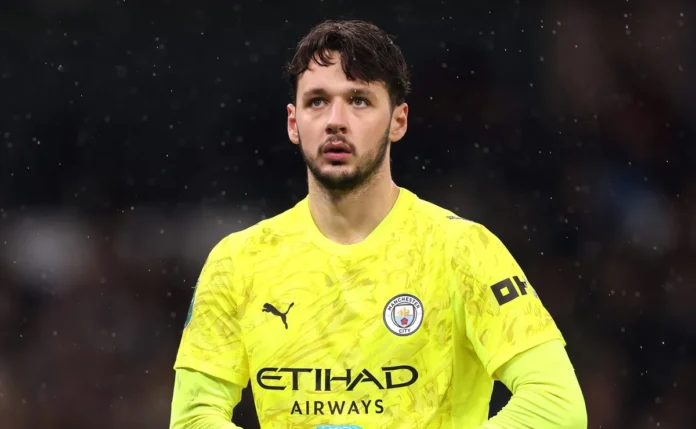 Leeds United se frustra com Lucas Perri e mira Trafford, do Manchester City, para a próxima temporada