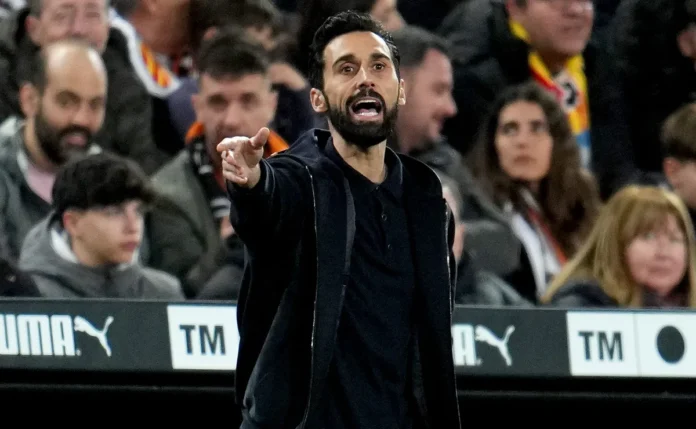 Arbeloa decide liberar David Jiménez do Real Madrid e jogador retorna ao time Castilla