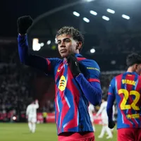 Chimy Ávila e Antony destacam-se no ataque do Real Betis.