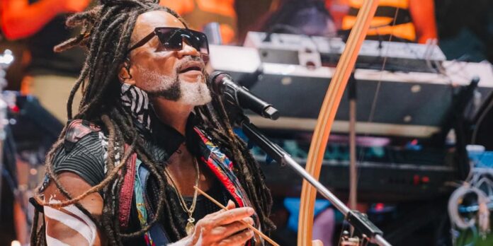 União da Orquestra Ouro Preto com Carlinhos Brown traz criação inédita