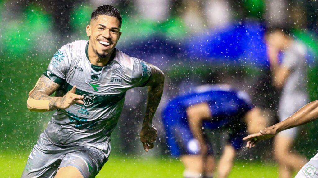 Grêmio busca por novo lateral-direito